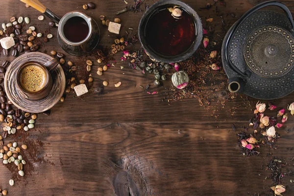 Асортимент чаю та кави як фон — стокове фото