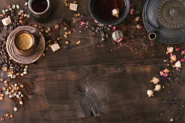 Sortimento de chá e café como fundo — Fotografia de Stock