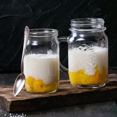 Tapyoka tatlı mango ile