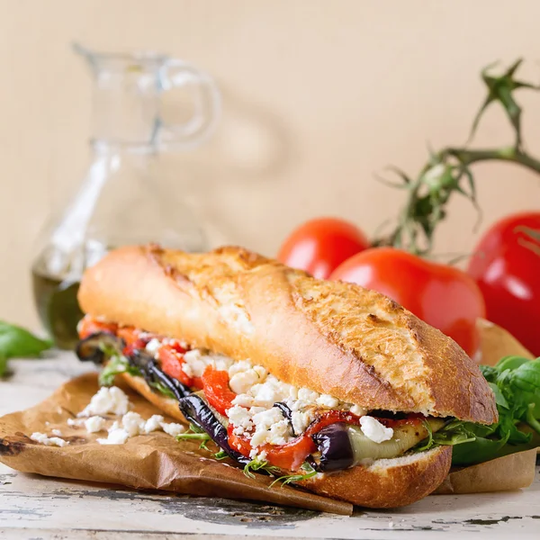 Sanduíche de baguete vegetariano — Fotografia de Stock