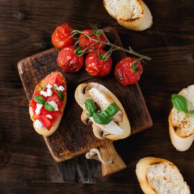 Bruschetta çeşitli