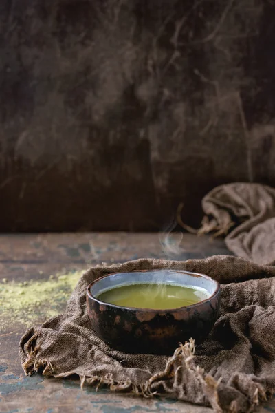 Cup of matcha tea — Stock Photo, Image