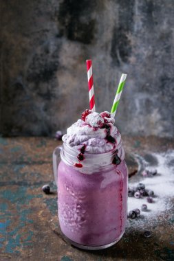 Blueberry smoothie kokteyl