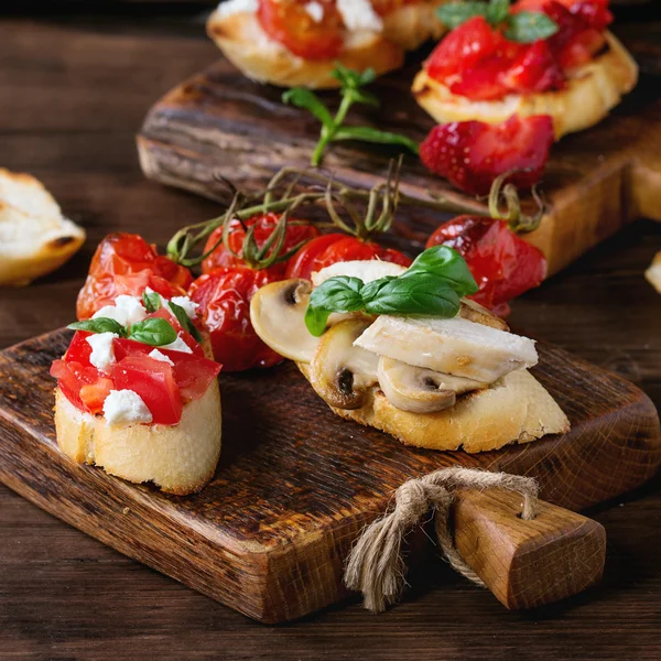 Bruschetta çeşitli — Stok fotoğraf