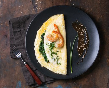 Ispanak ve karides ile Omlet