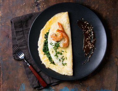 Ispanak ve karides ile Omlet