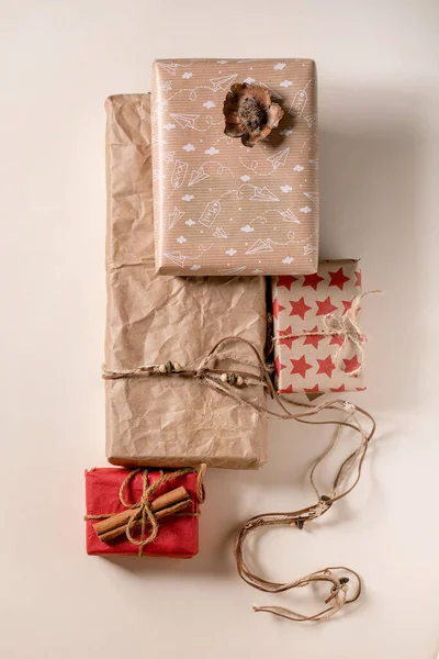 Collection Coffrets Cadeaux Noël Papier Artisanal Recyclé Écologique Décoré Bâton — Photo
