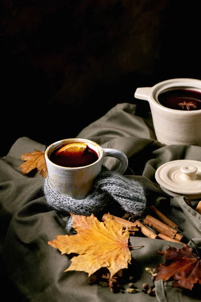 Hot Mulled Wine Ceramic Pot Mug Scarf Spices Orange Autumn — Stock Photo, Image