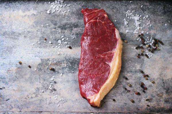 Bife cru — Fotografia de Stock