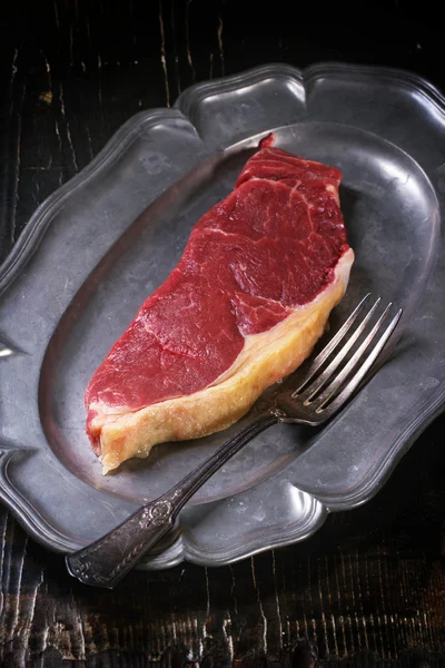 Raw steak — Stock Photo, Image