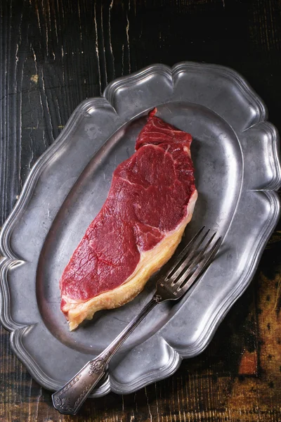 Raw steak — Stock Photo, Image