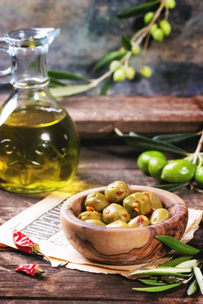 Azeitonas e azeite — Fotografia de Stock