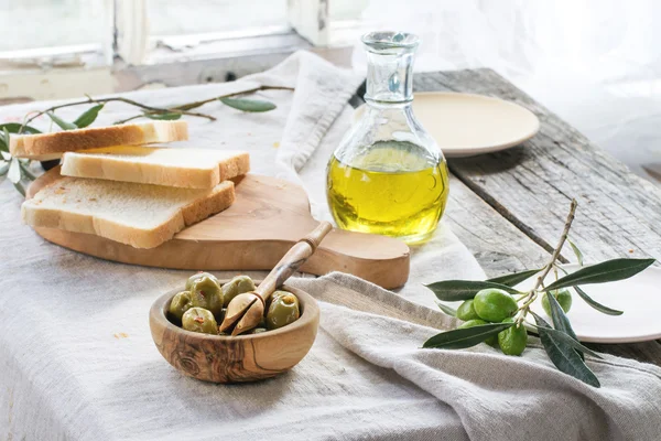 Lunch with olives — Stock Photo, Image