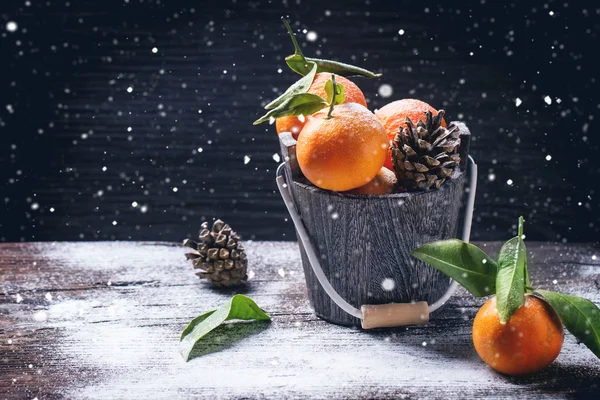 Рождественские мандарины — стоковое фото