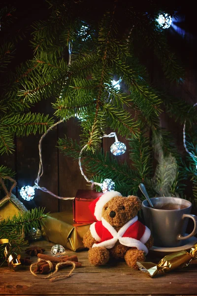 Weihnachtsdeko mit Teddybär — Stockfoto