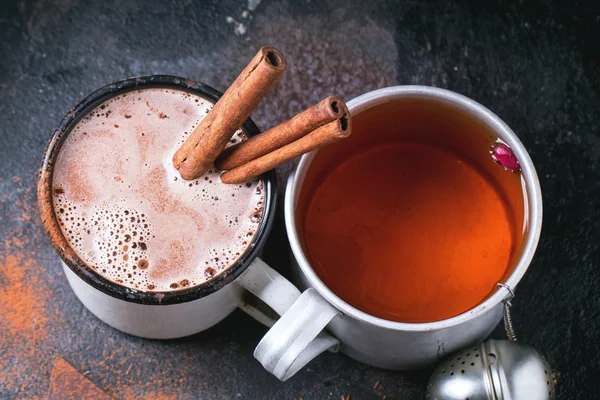 Te och varm choklad — Stockfoto