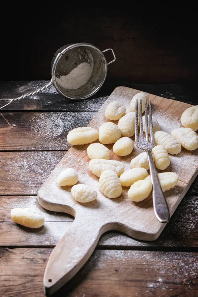 Uncooked potato gnocchi — Stock Photo, Image