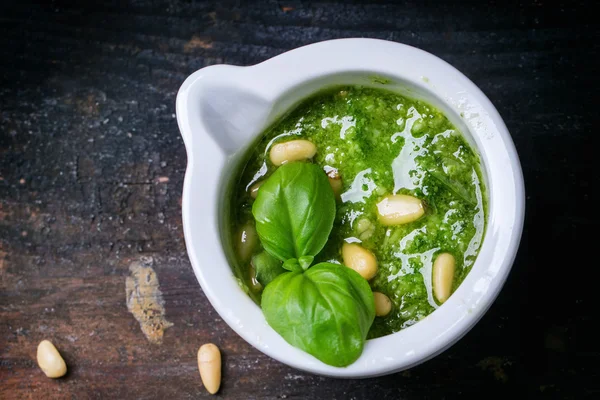 ev yapımı pesto sosu