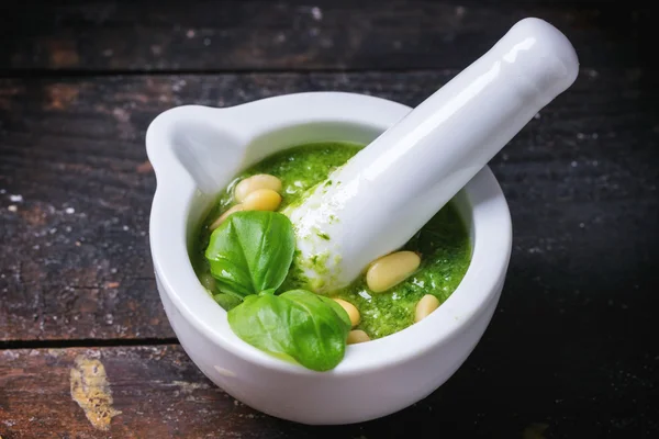 Homemade pesto sauce — Stock Photo, Image