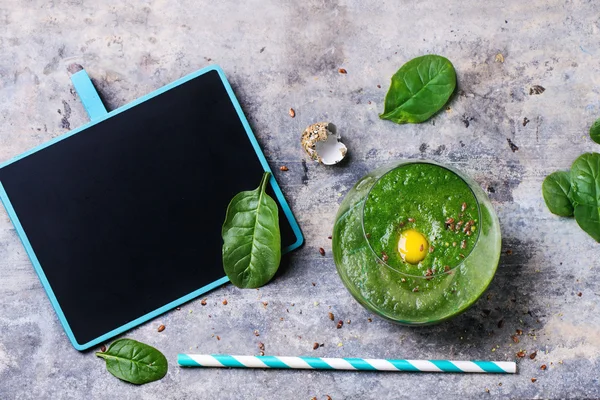 Green smoothie — Stock Photo, Image