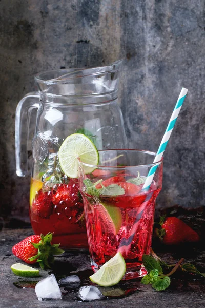 Aardbei limonade — Stockfoto