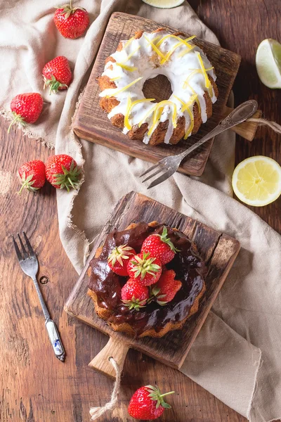 Gâteaux au chocolat et au citron — Photo