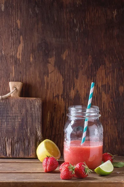 Roter Smoothie — Stockfoto