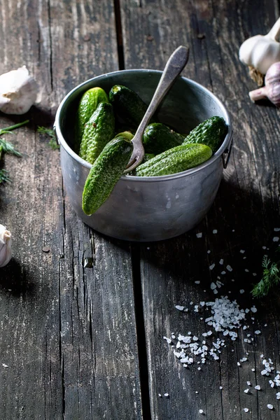 Preparation of low-salt pickled cucumbers — Stock Photo, Image