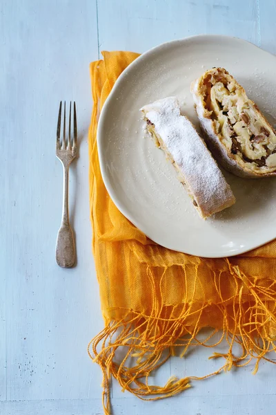 Äppelstrudel — Stockfoto