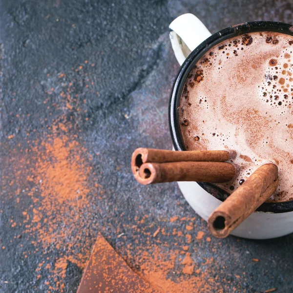 Chocolate quente com canela — Fotografia de Stock