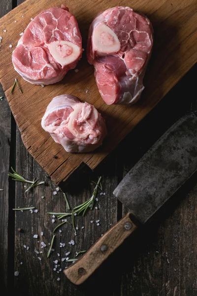 Raw osso buco — Fotografie, imagine de stoc