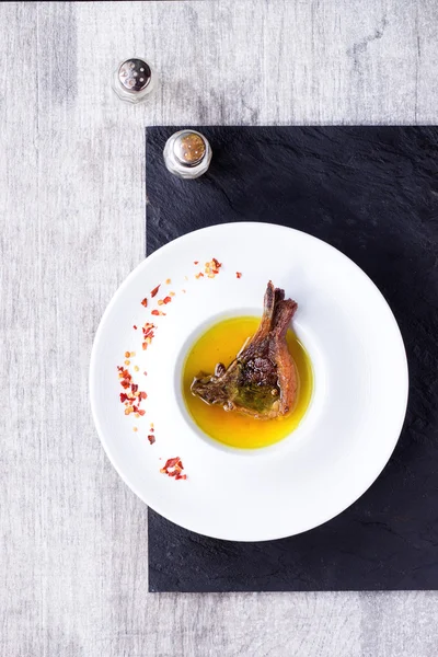 Well done grilled lamb chop — Stock Photo, Image