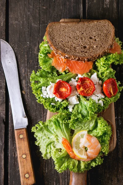 Sandwich with seafood — Stock Photo, Image