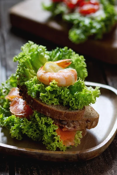 Sandwich with seafood — Stock Photo, Image