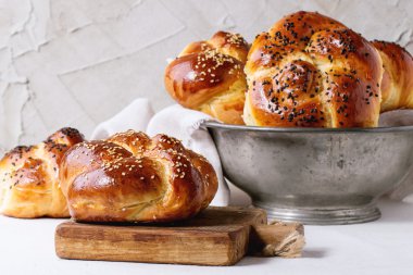Yuvarlak Challah ekmek