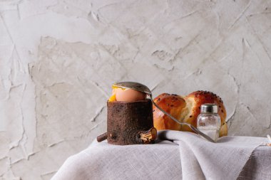 Yumurta ve ekmek Kahvaltı