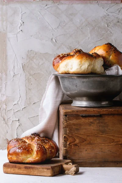 Round Challah bread — Stock Photo, Image