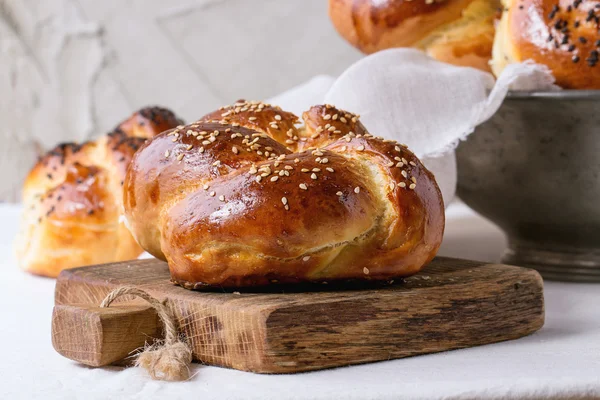 Round Challah bread — Stock Photo, Image