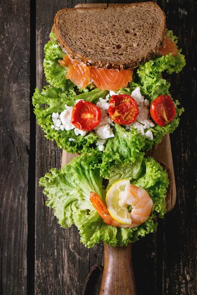 Sandwich with seafood — Stock Photo, Image