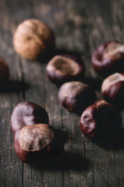 Uncooked edible chestnuts — Stock Fotó