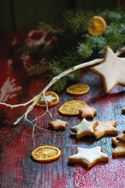 Galletas de Navidad con decoración de Navidad — Foto de Stock