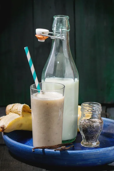 Milk Banana smoothie — Stock Photo, Image