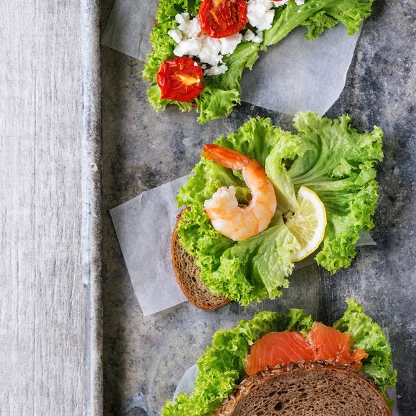 Сэндвич с морепродуктами — стоковое фото