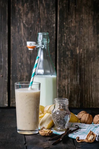 Milk Banana smoothie — Stock Photo, Image