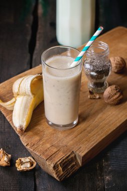 süt banana smoothie