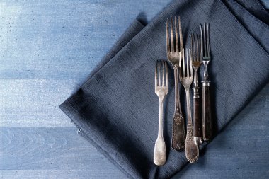 Vintage çatal kümesi