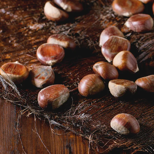 Uncooked edible chestnuts — 스톡 사진