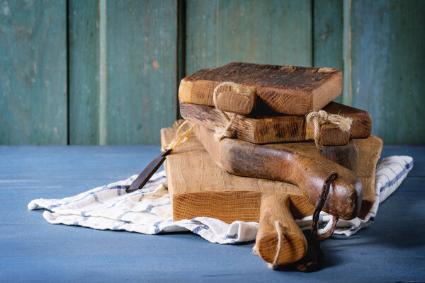 Set of wooden chopping boards