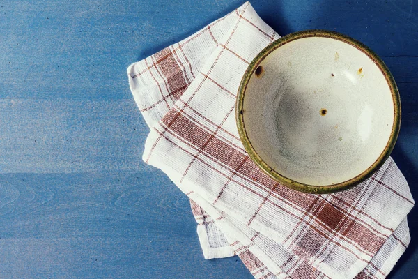 Empty ceramic bowl — Stock Photo, Image