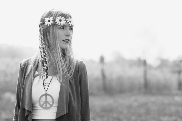 Chica hippy - 1970 estilo — Foto de Stock